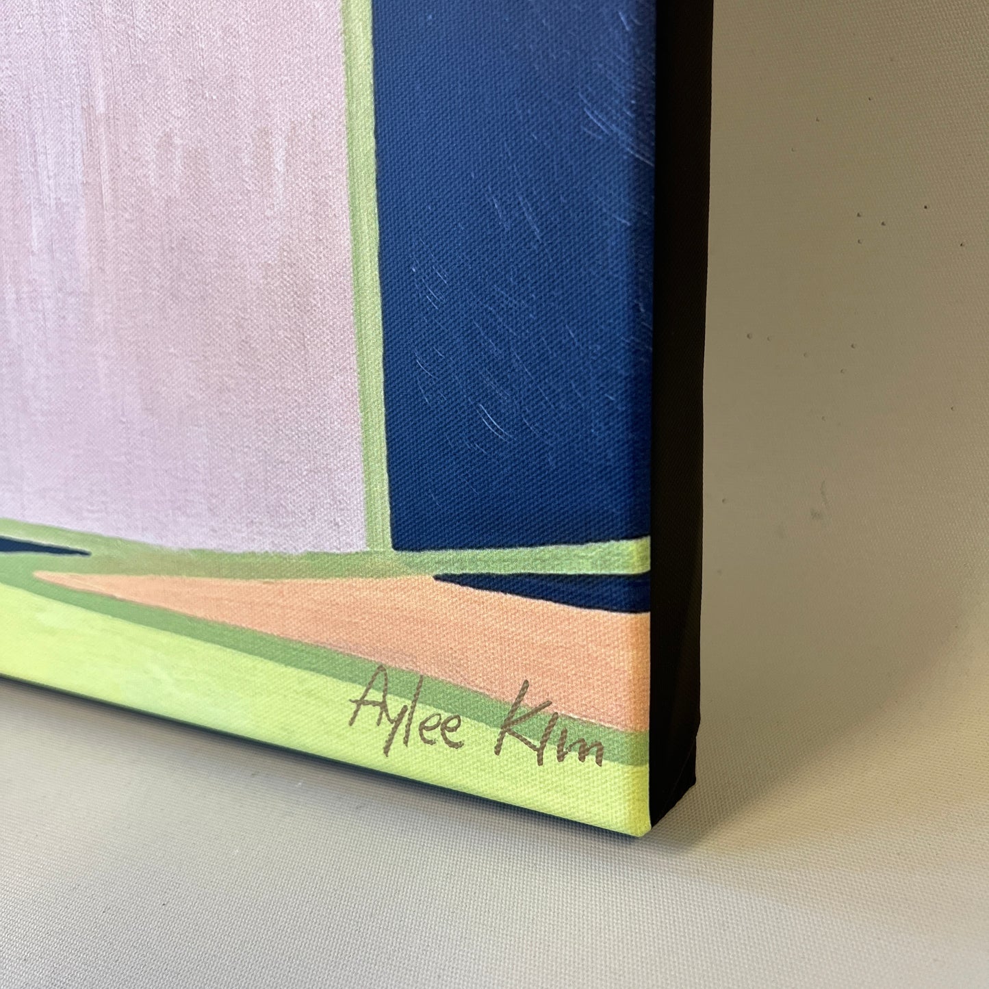 Walking along on Pottinger St. 101